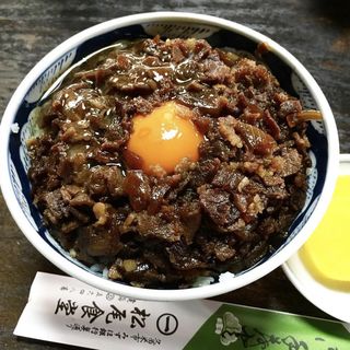 肉丼卵入り(松尾食堂)