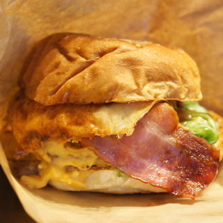 ベーコンエッグチーズバーガー(Island Burgers )