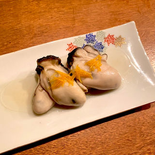 牡蠣の昆布締め 柚子オイルがけ(コノ花まひろ )