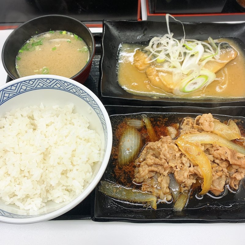 牛皿・鯖みそ定食(吉野家 中目黒駅前店 )