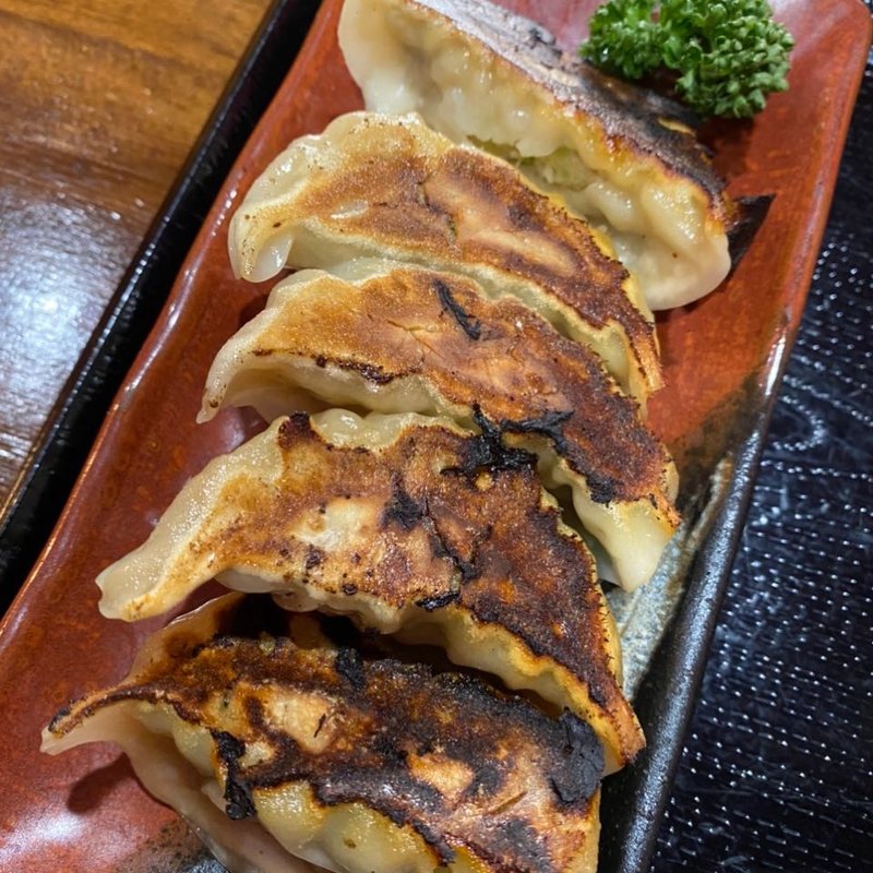 餃子(中華料理 賛否両論 （サンピリョウロン）)