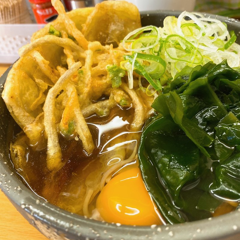 かき揚げそば＋生玉子(葛西めんや)