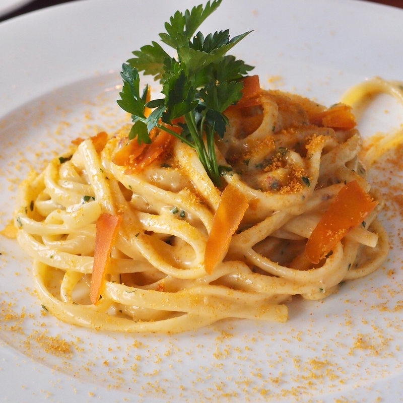 サルデーニャ産 カラスミをたっぷり使ったソースをリングイネで！(トラットリア 築地 パラディーゾ！)