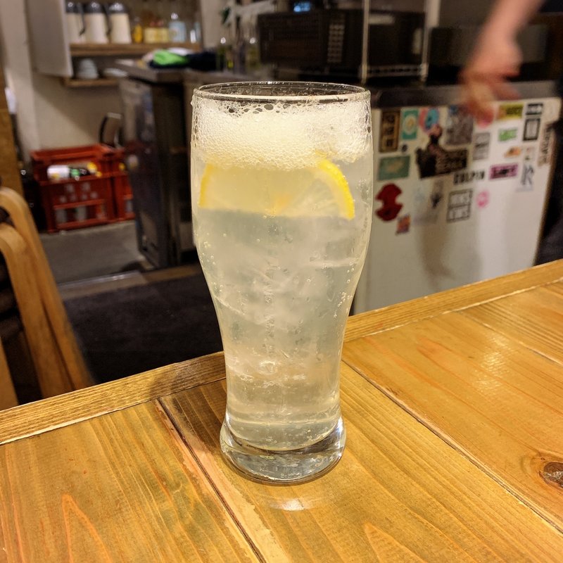 生搾りレモン酎ハイ(ひるとよる 本店)