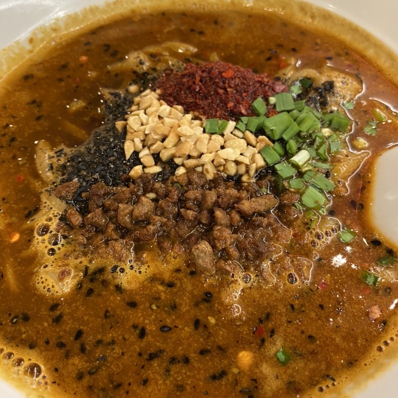 黒ゴマ坦々麺(万豚記 ヨドバシ横浜)