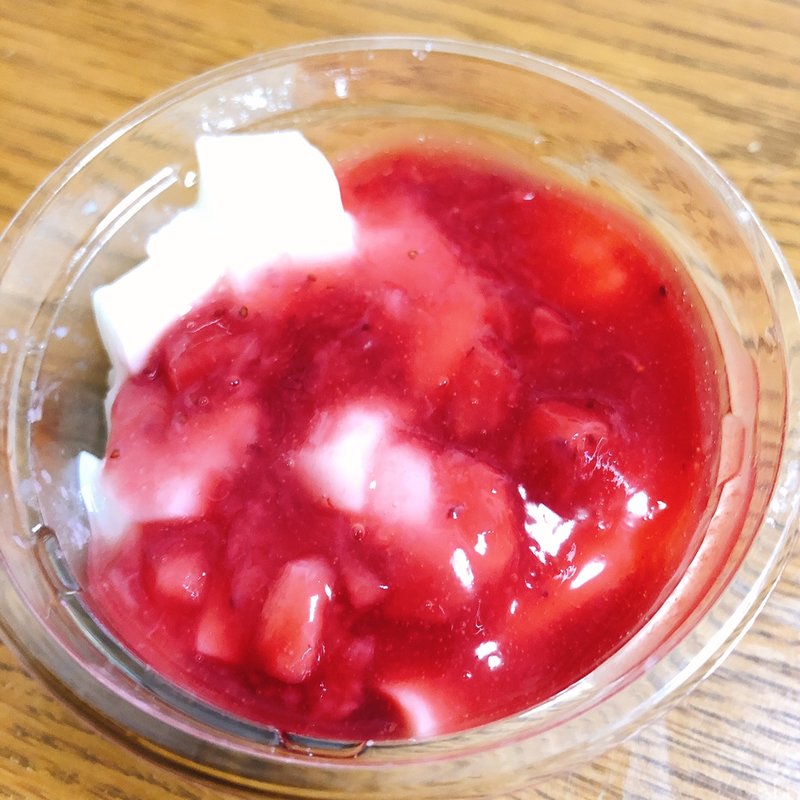 わらび餅練乳いちご(セブンイレブン 横浜北寺尾7丁目店)