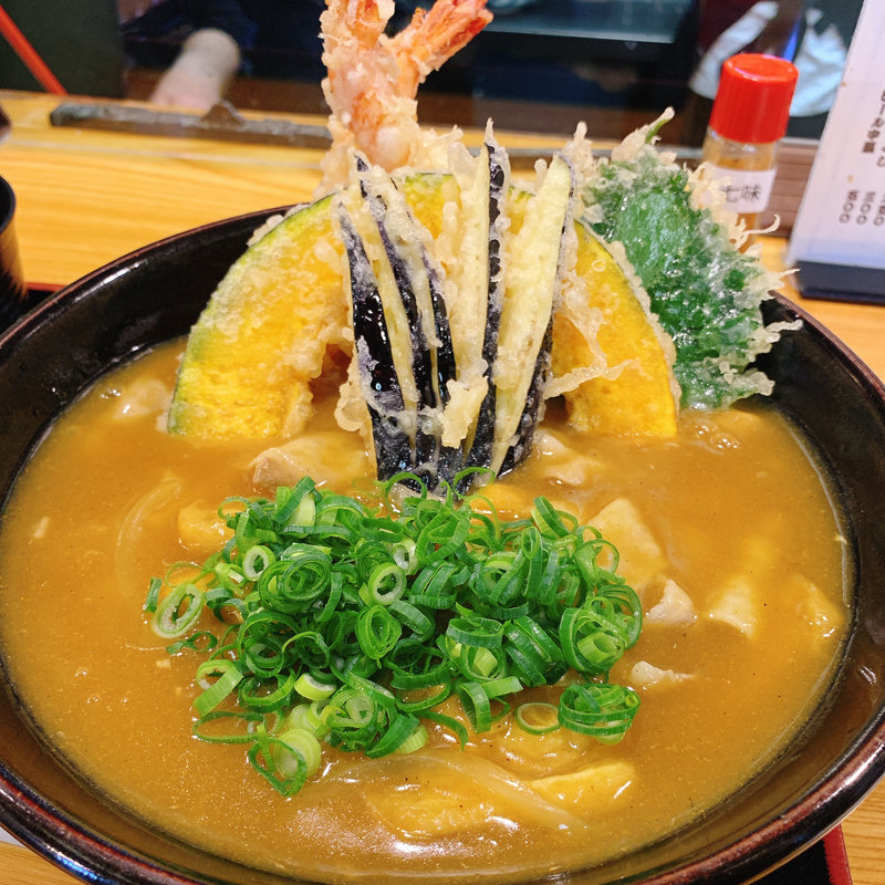 天カレー(手造りうどん 楽々 （らくらく）)