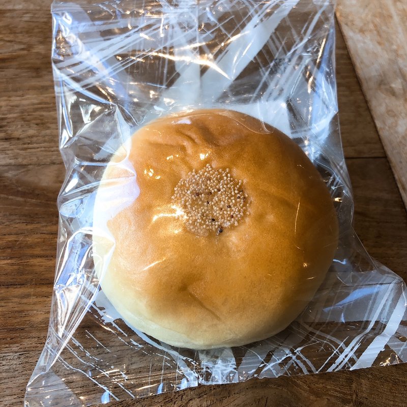 あんぱん粒餡(日本橋屋長兵衛 日本橋本店)