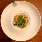 渡蟹の味噌と新玉葱、蕾菜のパスタ(コノ花まひろ )