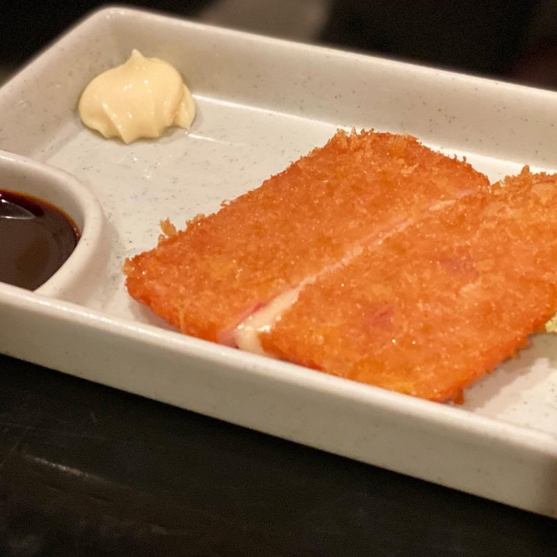 ハムカツチーズ(でんすけ 平和通り2号店 )