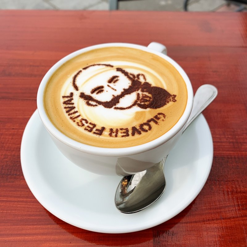 カフェラテ(アティック （Attic）)