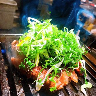 塊の特上ハラミ 100g〜(焼肉 一七三 本店)