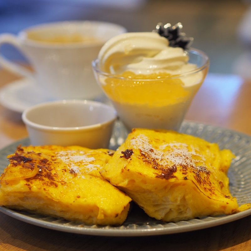 フレンチトースト(箕面デニッシュ サトウカエデ)
