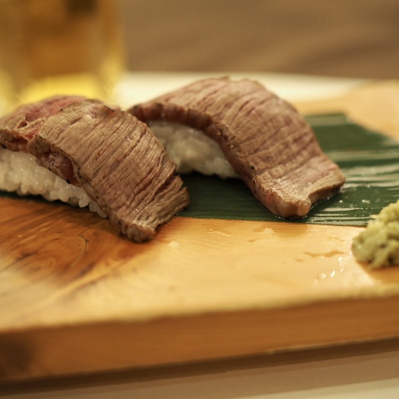 ヘレの炙りにぎり寿司(三田屋本店 豊中店 （サンダヤホンテン）)