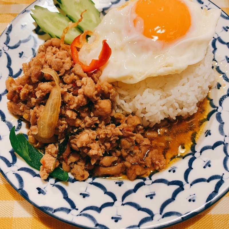 ガパオライス(タイ屋台料理 ティーヌン 飯田橋ラムラ店)