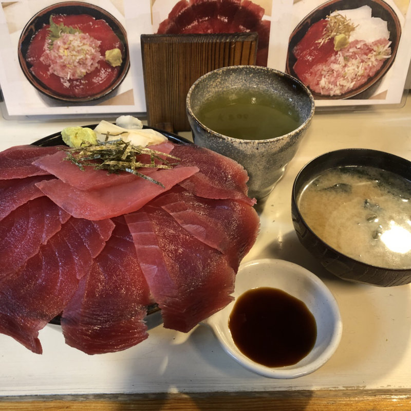 マグロ丼大盛(双子鮨(ふたごすし))