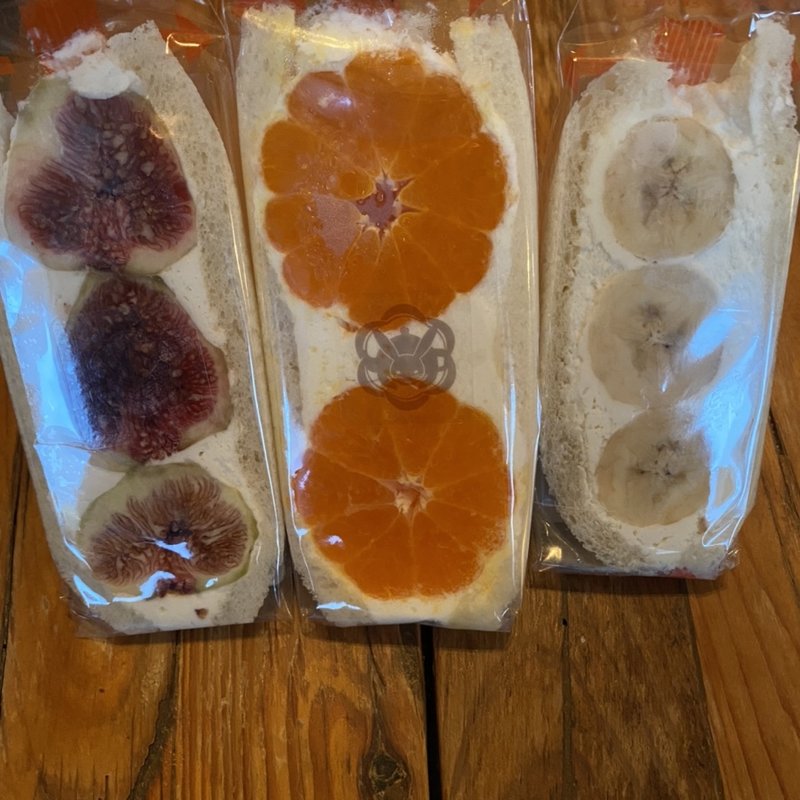 フルーツサンド(茶季)