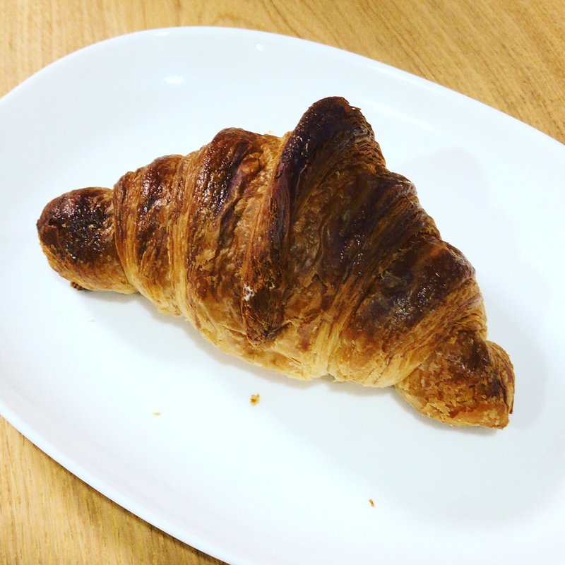 クロワッサン(ブーランジュリー オーヴェルニュ)