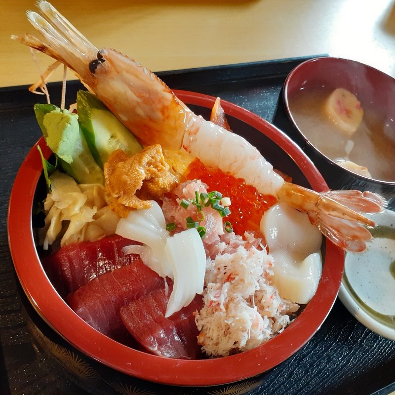 特選さっぽろ朝市丼（並）(丼兵衛 )