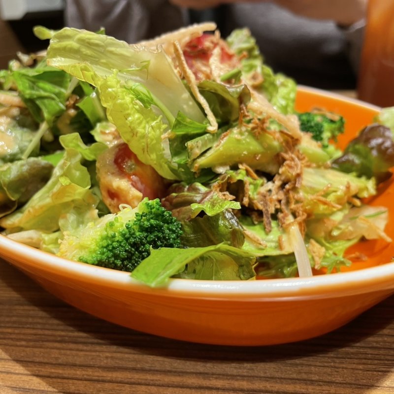 スミショクサラダ(炭焼喰人 三宿店)