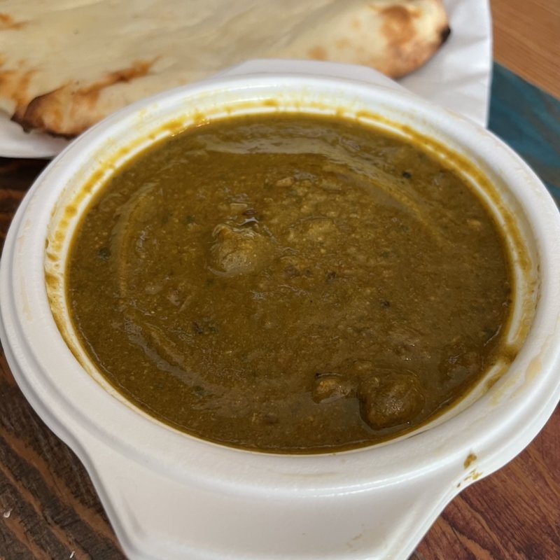 ほうれん草チキンカレー(サパナマハル)