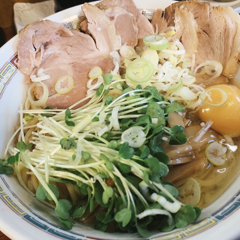 チャーシュー油そば中、生卵(宝華らぁめん （ホウカラァメン）)