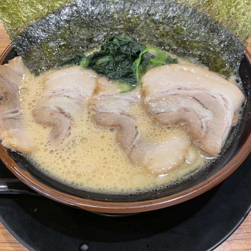 特松田家豚骨醤油(家系ラーメン 松田家 東武練馬店)