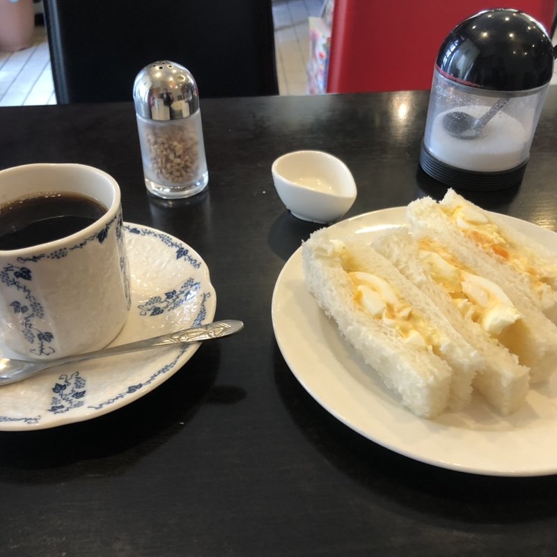 モーニング　Bセット(紫煙荘)