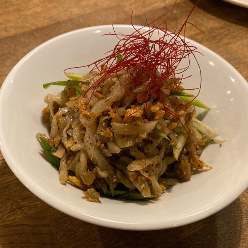 ザーサイとネギの冷菜(中華バル SAI SAI)