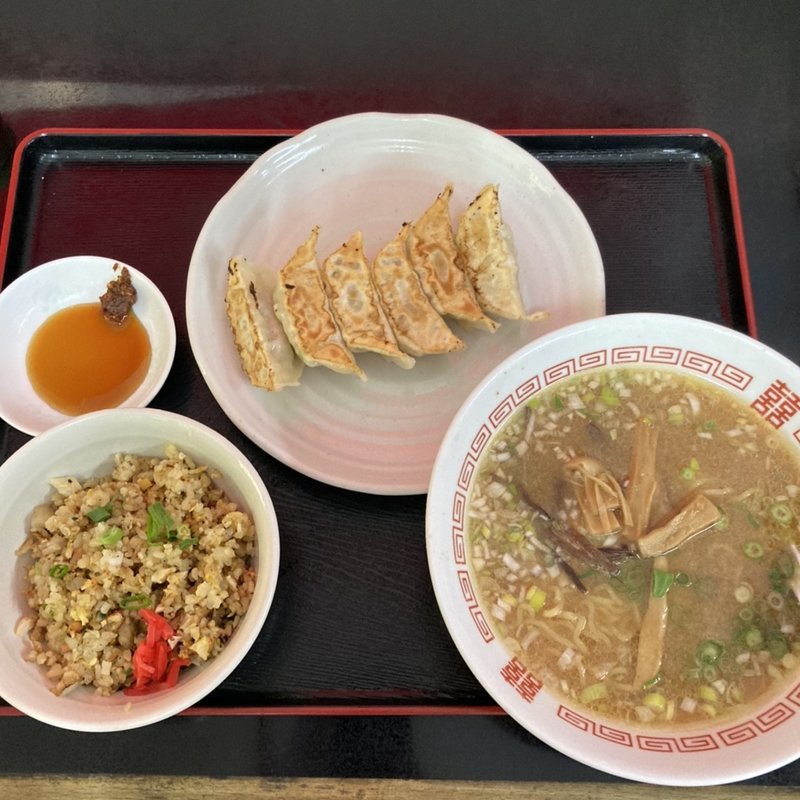 半焼飯＋餃子＋味噌ラーメン(ラーメン一朗太 )