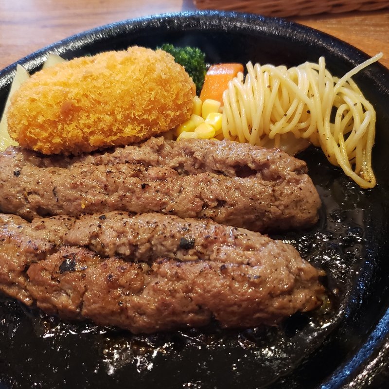 国産黒毛和牛ハンバーグ(テンゴ)(グリルアラベル 横浜本店)
