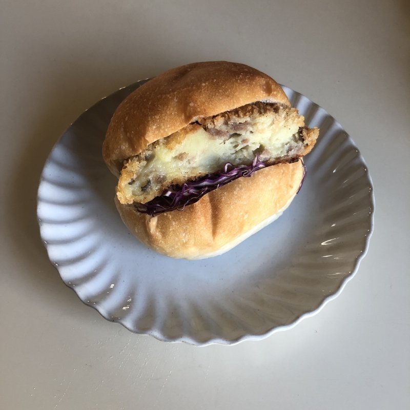 コロッケサンド(ミカヅキ堂)