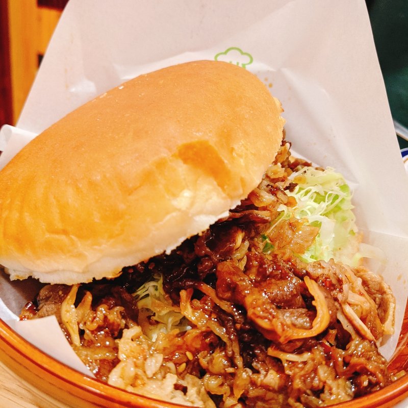 コメ牛(珈琲所コメダ珈琲店 赤羽東口店)