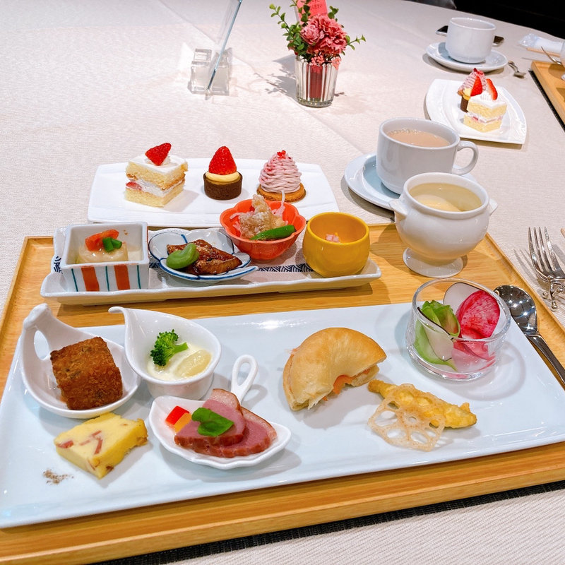 いちごの誘惑　よくばりプレート＆スイーツ食べ放題(LUXELE リュクセレ)