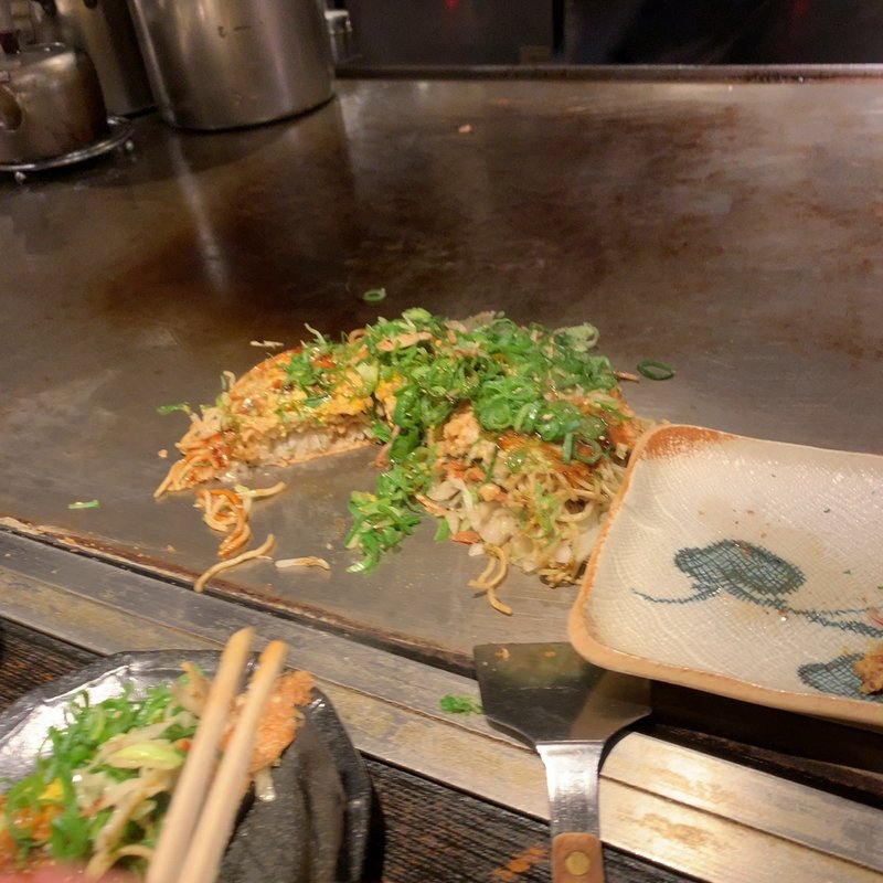 広島焼き(情熱鉄板!お好み焼き 川創 本店 （ジョウネツテッパンオコノミヤキカワソウ）)