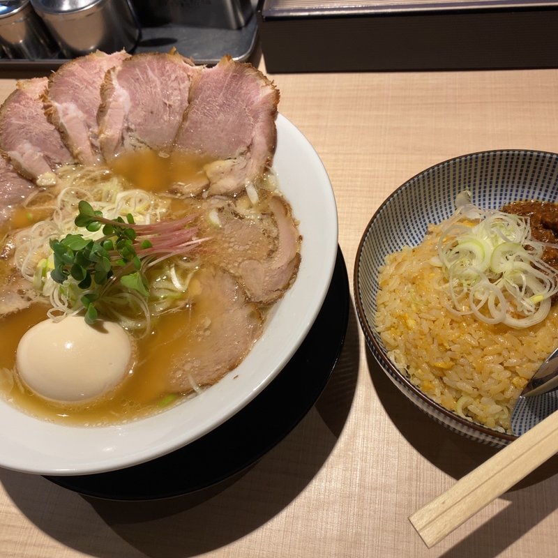 味玉塩らーめん(らーめん 雲雀（ひばり）)