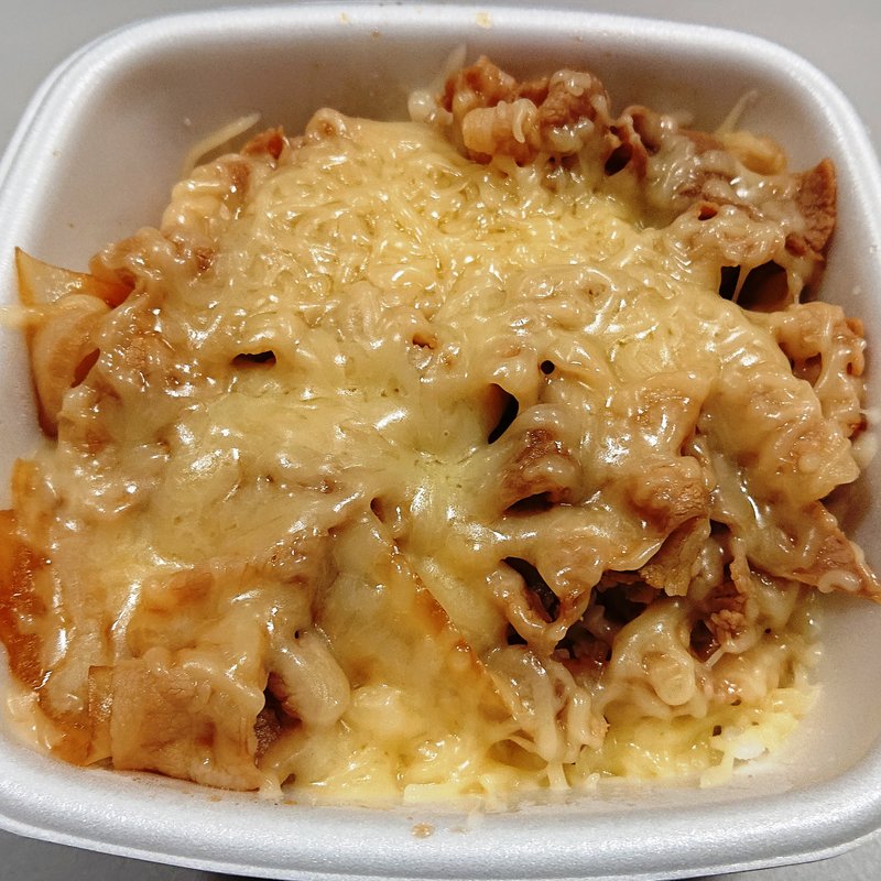 チーズ豚丼(吉野家 １号線川崎遠藤町店)