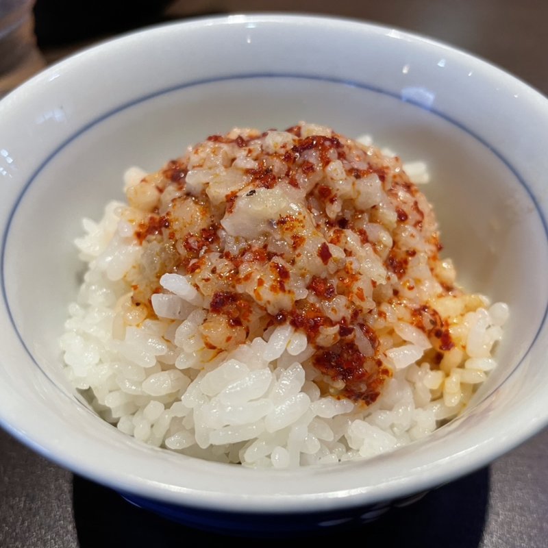 セルフスパイシー背脂ライス(柳麺まる重)