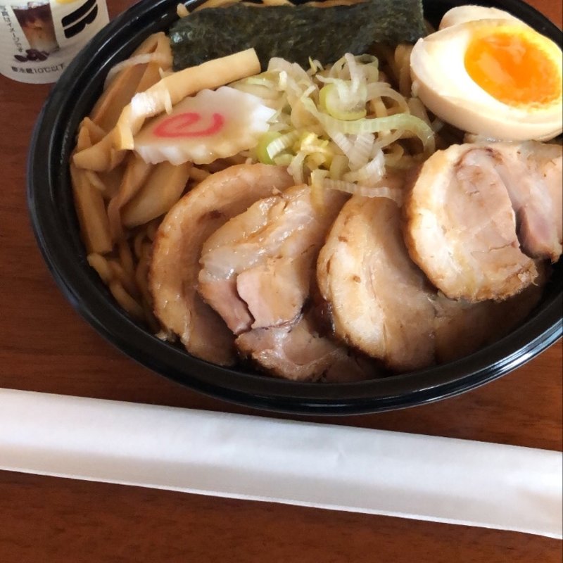 白丸(らーめん専門店ぶぶか 吉祥寺北口店)