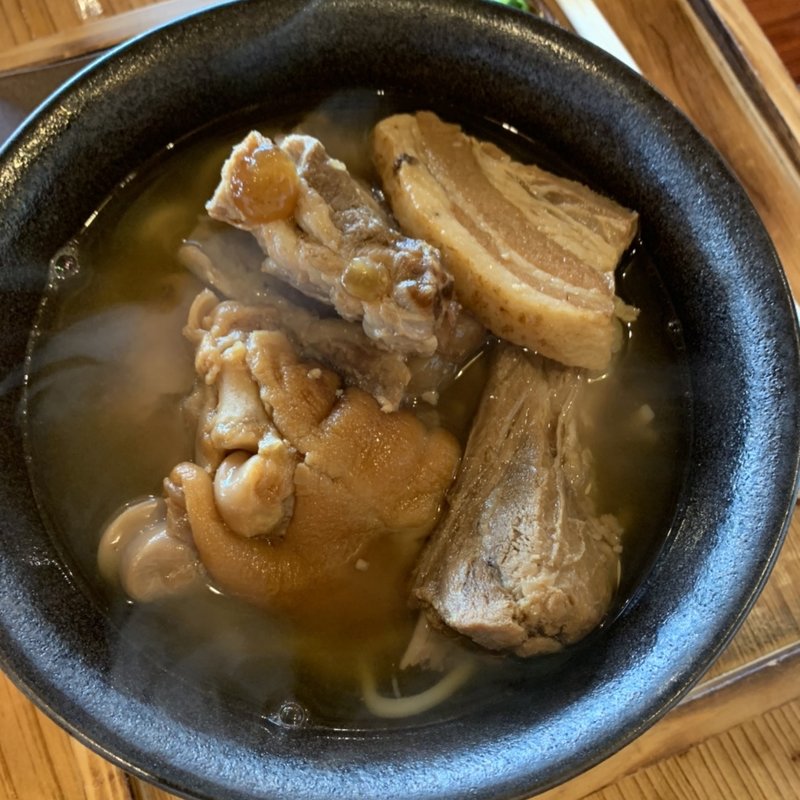 峰そば(沖縄そば峰)