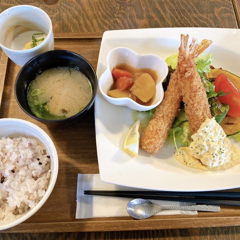 日替わりランチ えび(深山のカフェ食堂 )