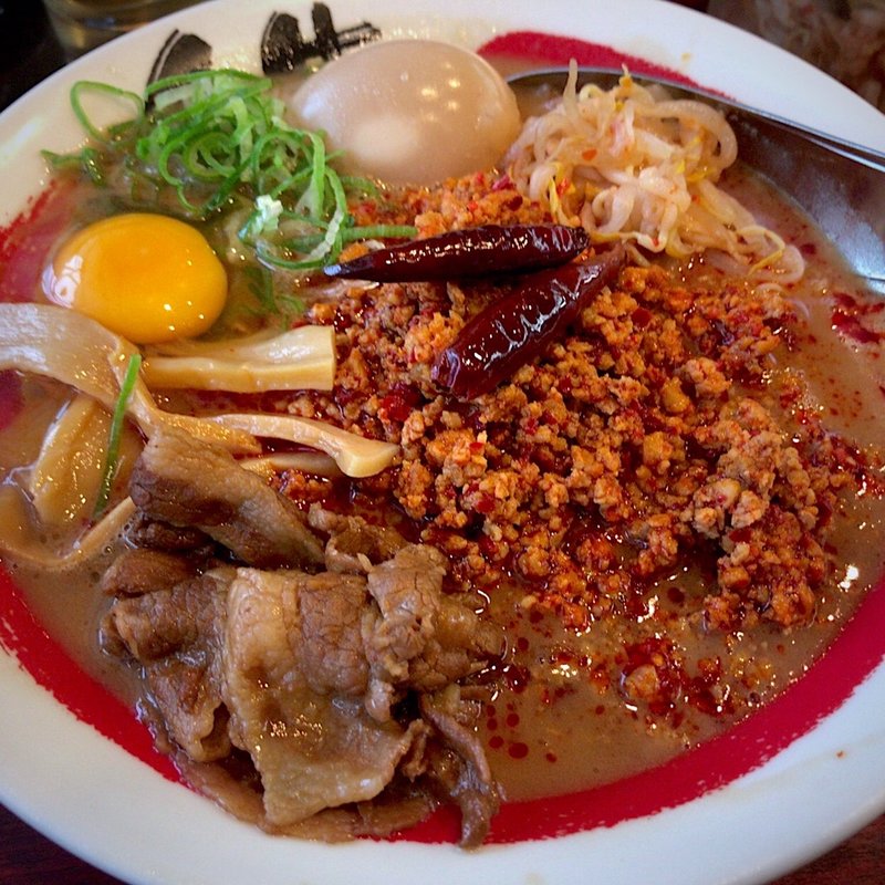 ピリ辛担々麺(徳島ラーメン 人生 ベガロポリス店 )