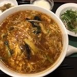 酸辣湯麺(泰山(タイシャン))