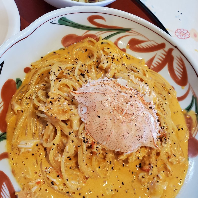 渡りがにのトマトクリームパスタ(ドムハナ)
