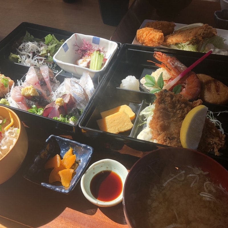 レディース御前(平塚漁港の食堂 )