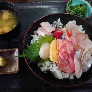海鮮丼(居酒屋🏮Wai-Wai)