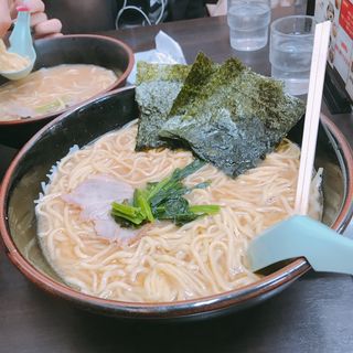 岸根公園駅周辺で食べられる人気ラーメンランキング Sarah サラ