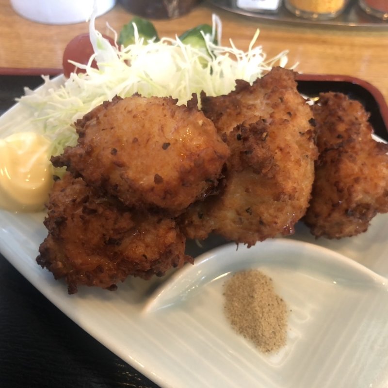 Aセット（鶏のから揚げ・ごはん）(中華そば 葉隠  )