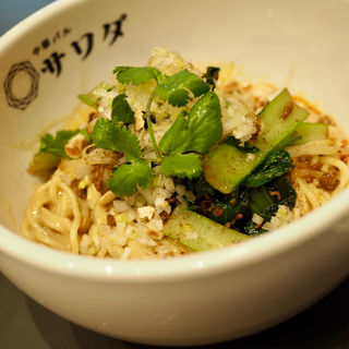 汁なし担々麺(大阪中華 サワダ飯店)