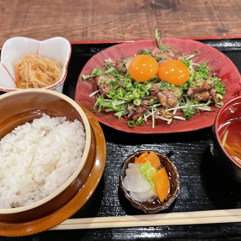 焼鶏定食(炭焼と釜飯 さかぐち お初天神店)